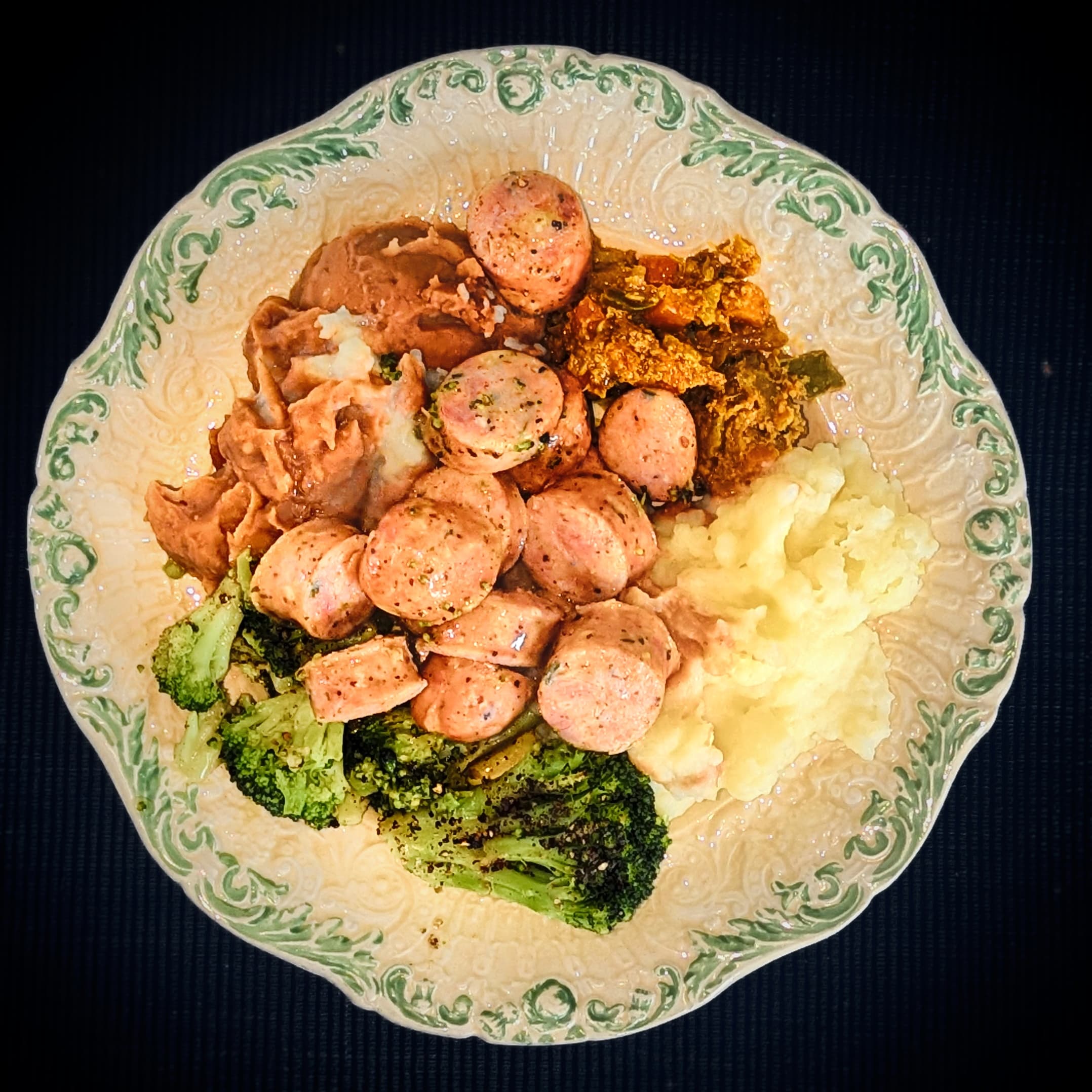 Garlic & Herb Chicken with Mashed Potatoes
